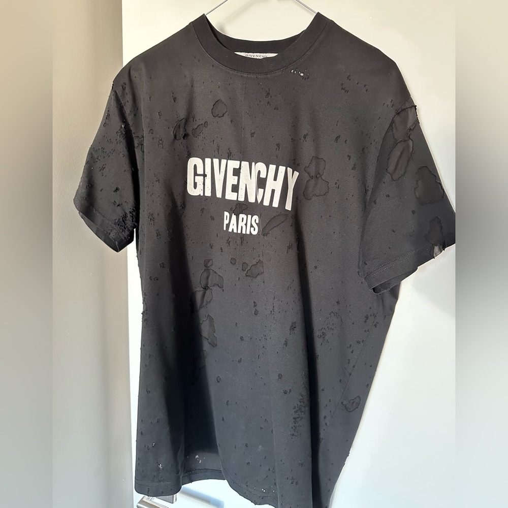 Givenchy Distressed T-shirt Black M
